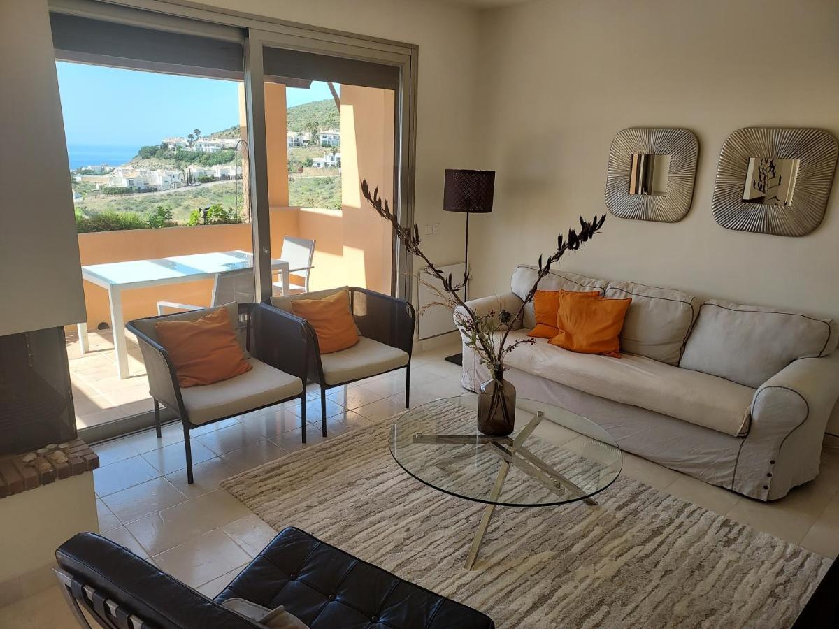 4 Bedroom Holiday Townhouse In Riviera Del Sol With Sea Views Sitio de Calahonda Bagian luar foto